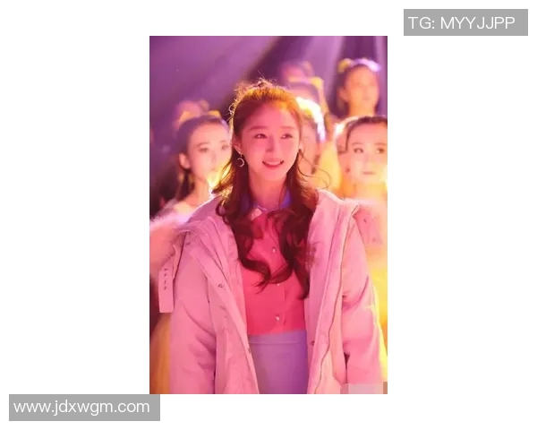 足球明星青春岁月珍藏图集展现他们的年轻风采与激情瞬间