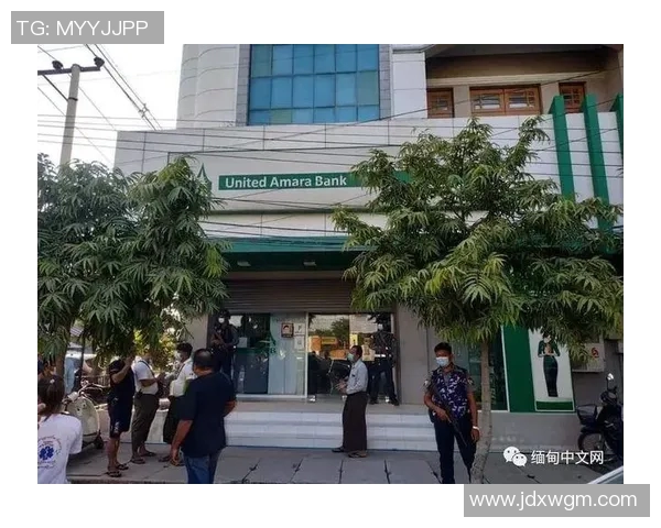 足球明星因参与银行抢劫被警方逮捕引发社会热议与舆论风波